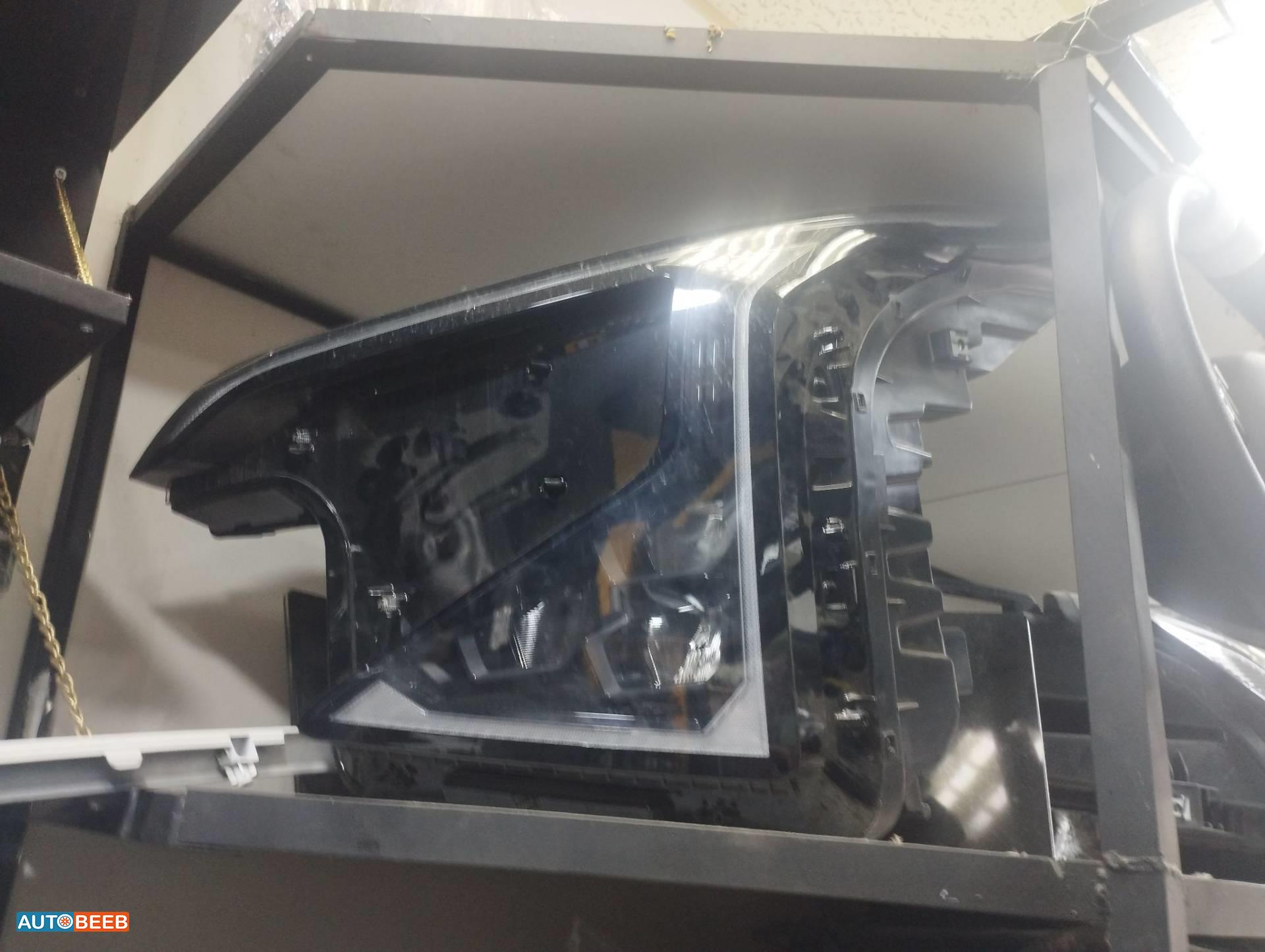 ضوء امامي شمال كيا اي في 5 2024