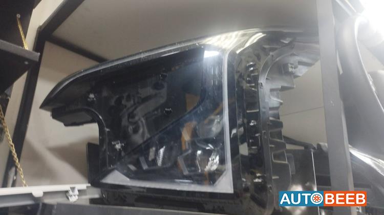 ضوء امامي شمال كيا اي في 5 2024