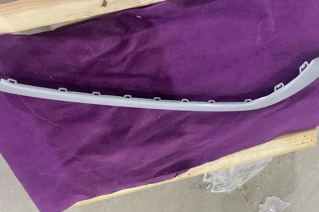 Body  Spoiler  Volkswagen ID.6