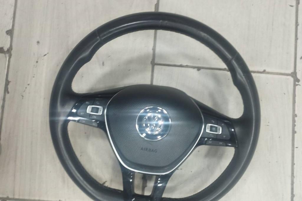 Cabin  Steering Wheel Volkswagen E-Golf