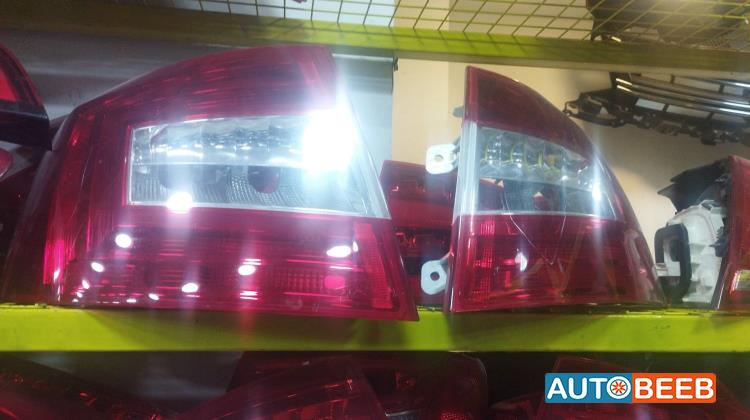 ضوء خلفي سكودا اوكتافيا 2016 2017 2018