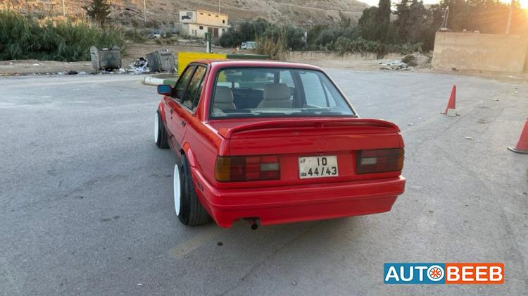 بي ام دبليو 330e 1988