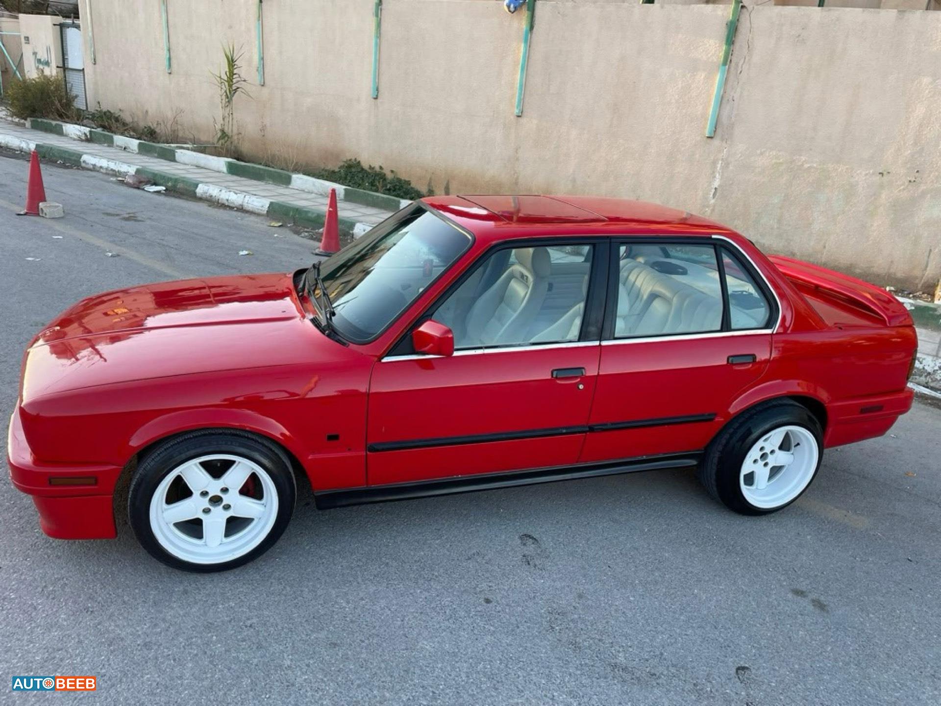 بي ام دبليو 330e 1988