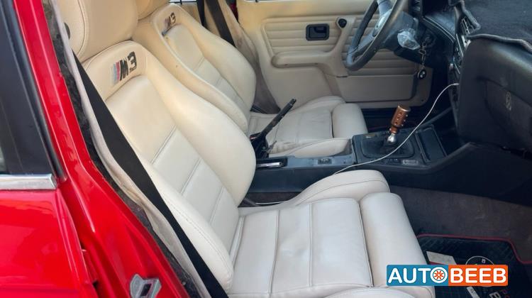 بي ام دبليو 330e 1988