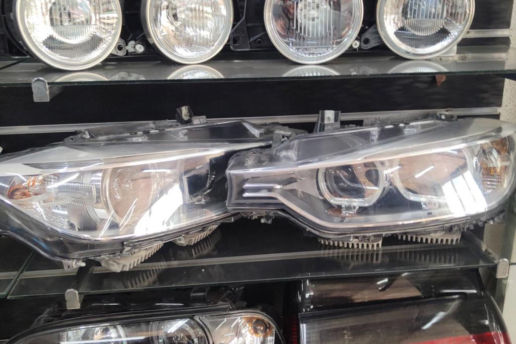 Lights Front light BMW 320