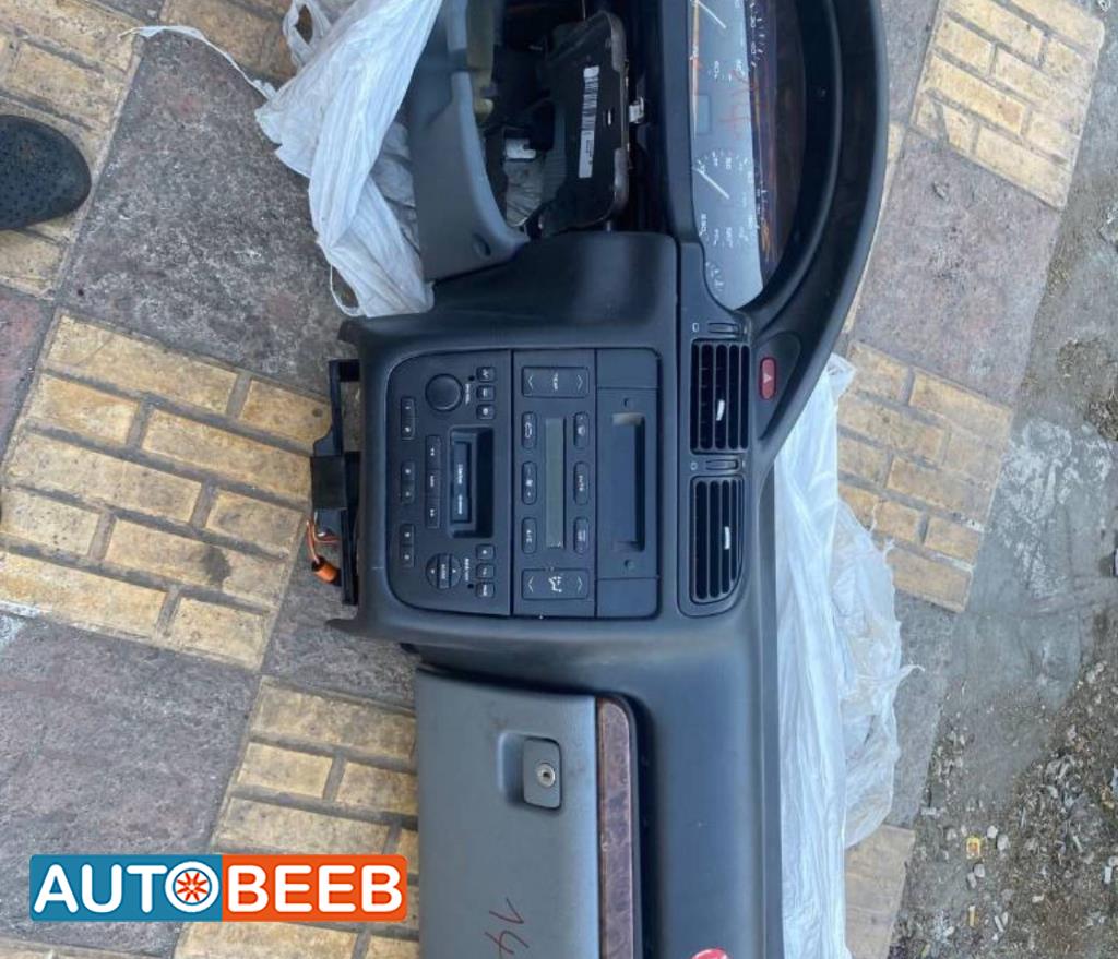 Cabin  Dashboard Peugeot 406