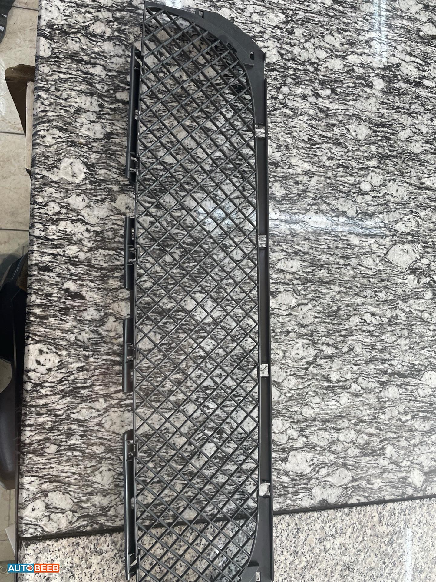 Body  Grilles BMW 520