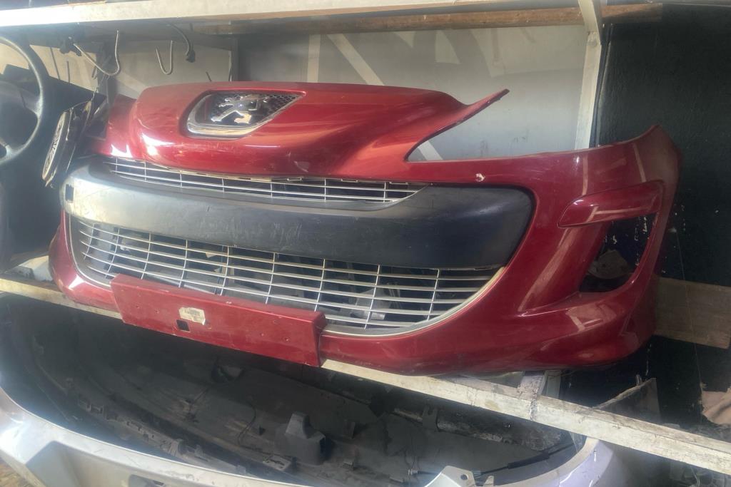 Body  Bumper Peugeot 308