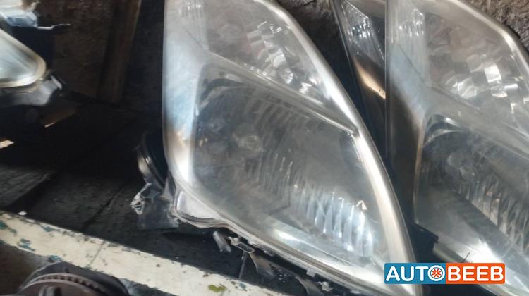 Lights Front light Toyota Prius