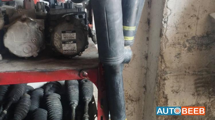  Shock Absorber Toyota Prius