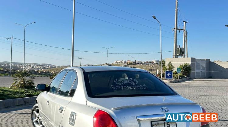 Hyundai Avante 2001