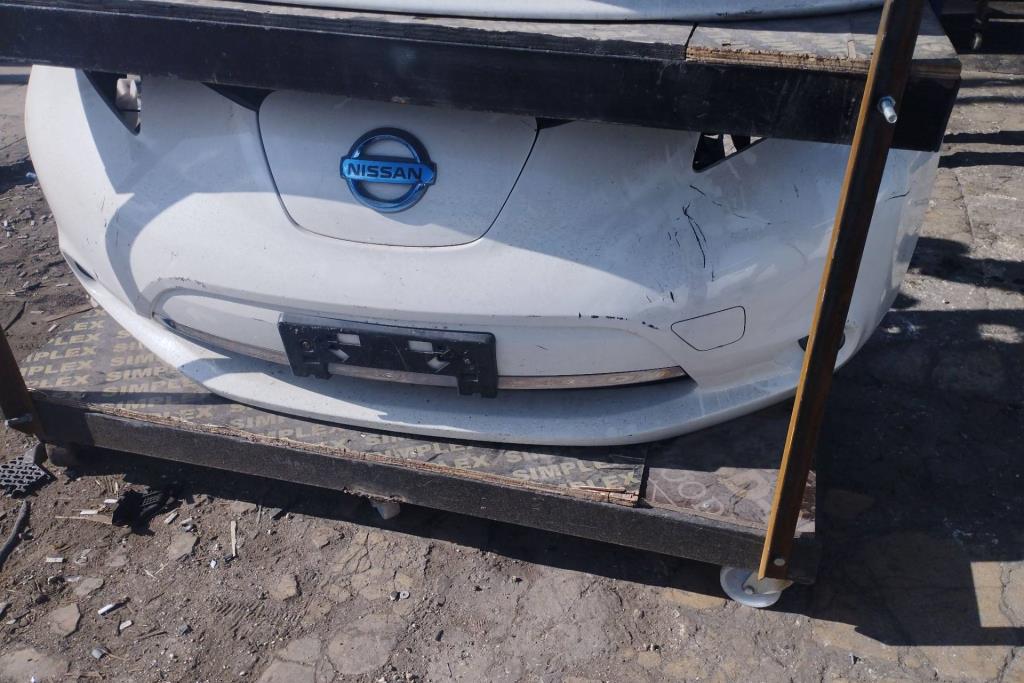 Body  Bumper Nissan Leaf