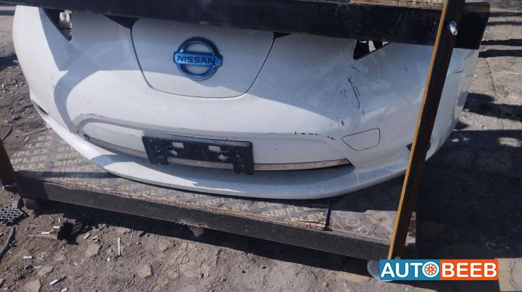 Body  Bumper Nissan Leaf