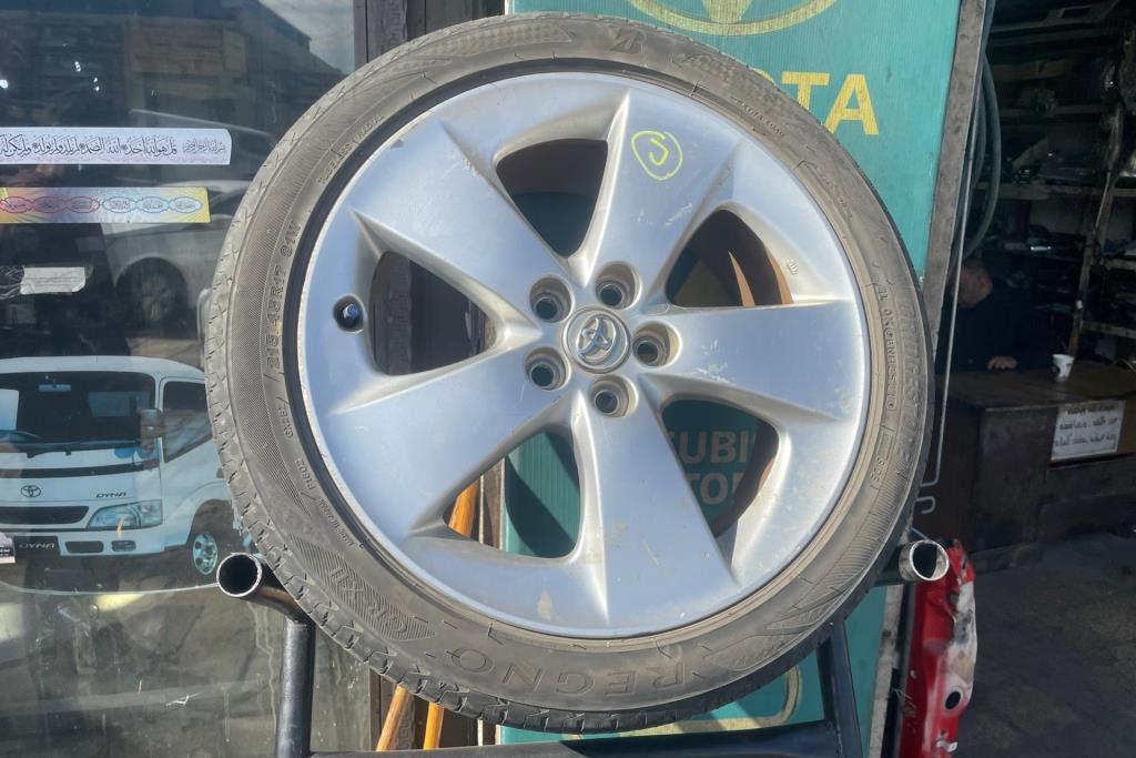 جنط كامل تويوتا بريوس 2010 2011 2012 2013 2014 2015