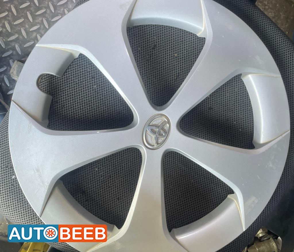 Wheel and Rims Wheel Covers  Toyota Prius