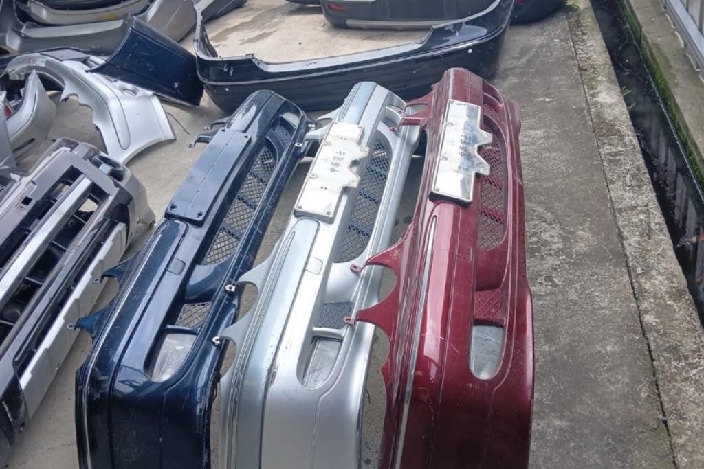 Body  Bumper Mercedes Benz E200