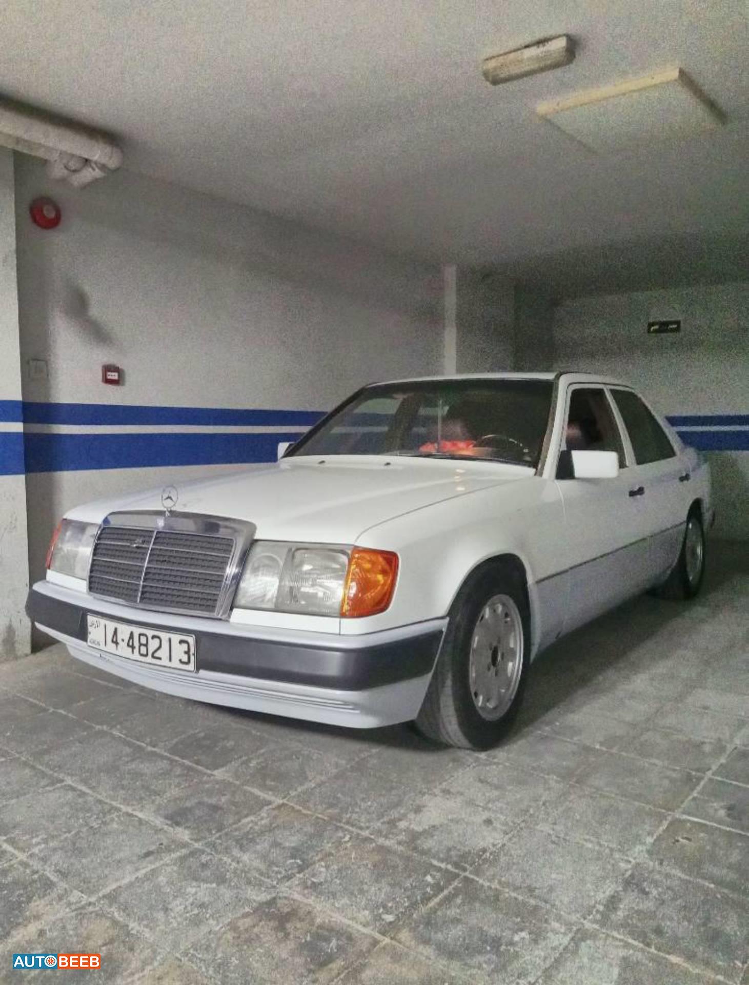 Mercedes Benz E200 1987
