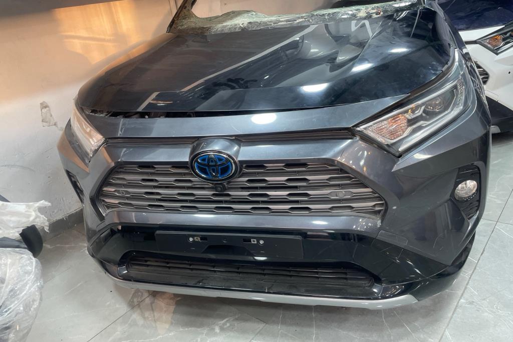 Body  Bumper Toyota RAV4