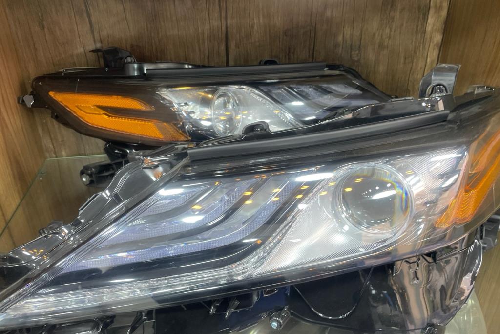 Lights Front light Toyota Camry