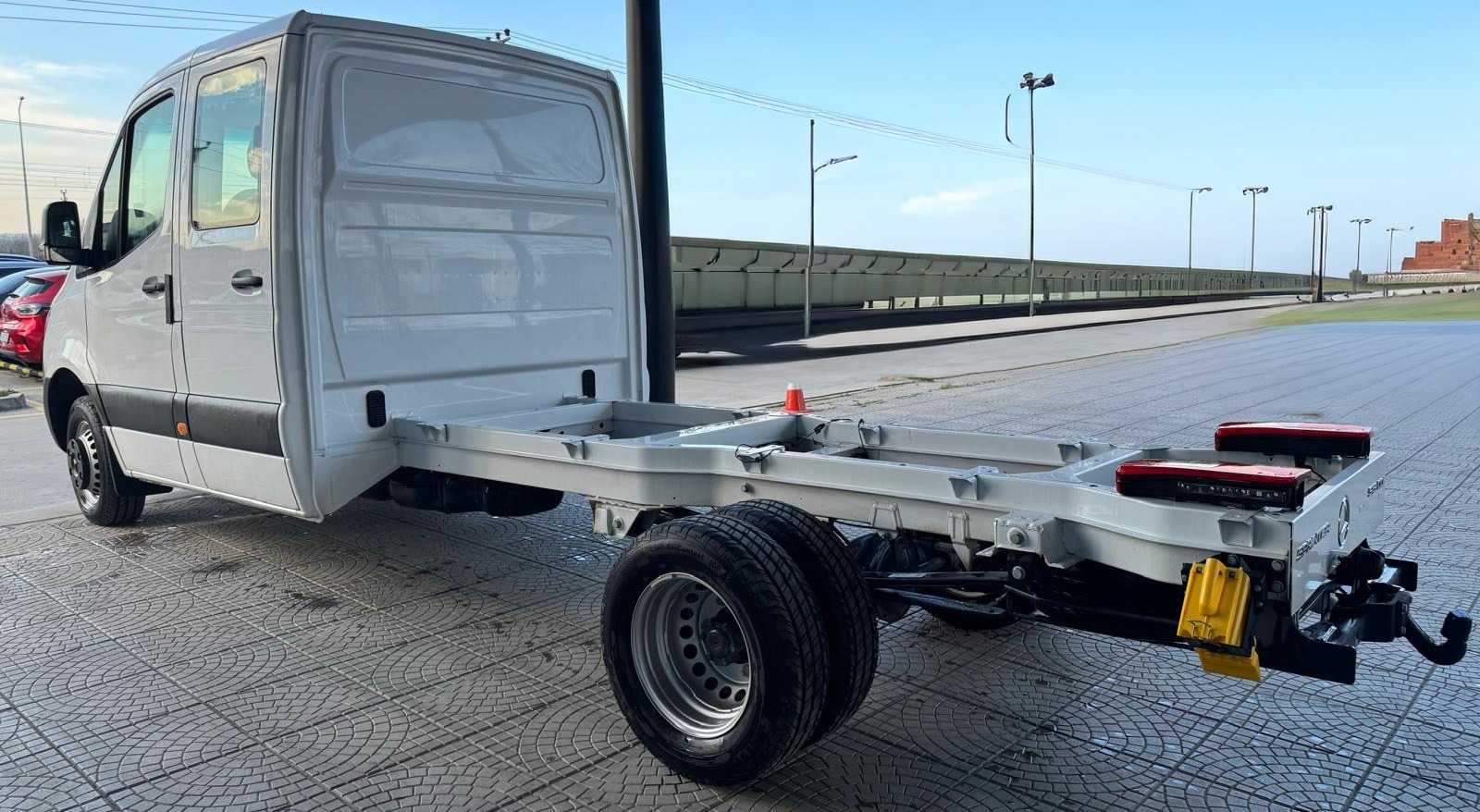 Chassis Mercedes Benz 2023