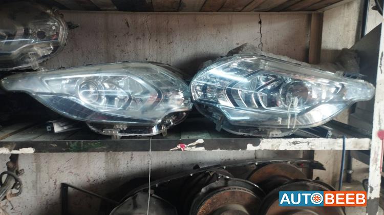 ضوء امامي شمال يمين متسوبيشي ال 200 2016 2017 2018 2019