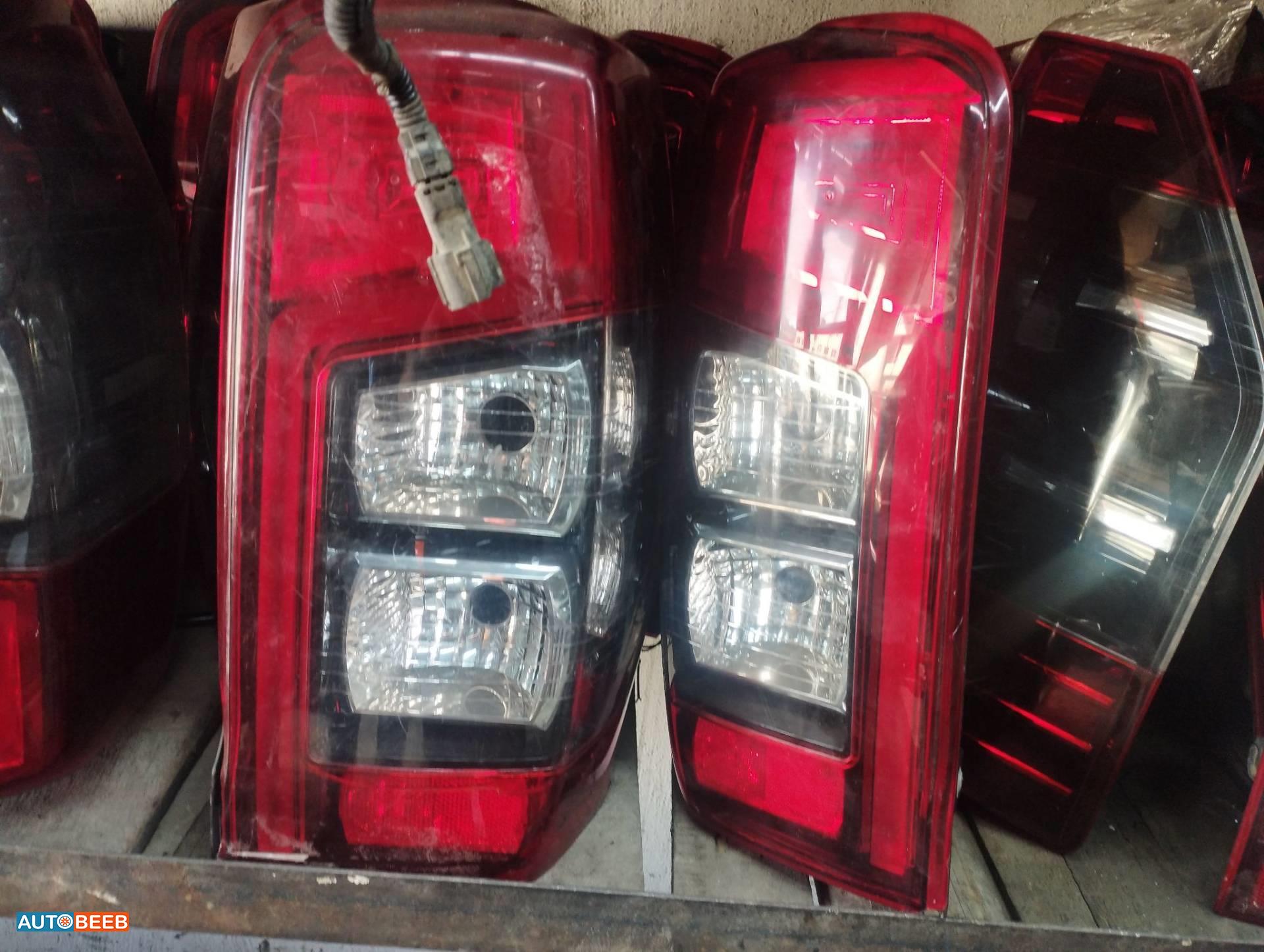 ضوء خلفي يمين شمال ليد متسوبيشي ال 200 2020 2021 2022 2023