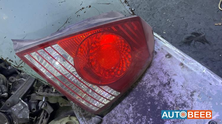 ضوء خلفي يمين هيونداي النترا xd 2005 2006