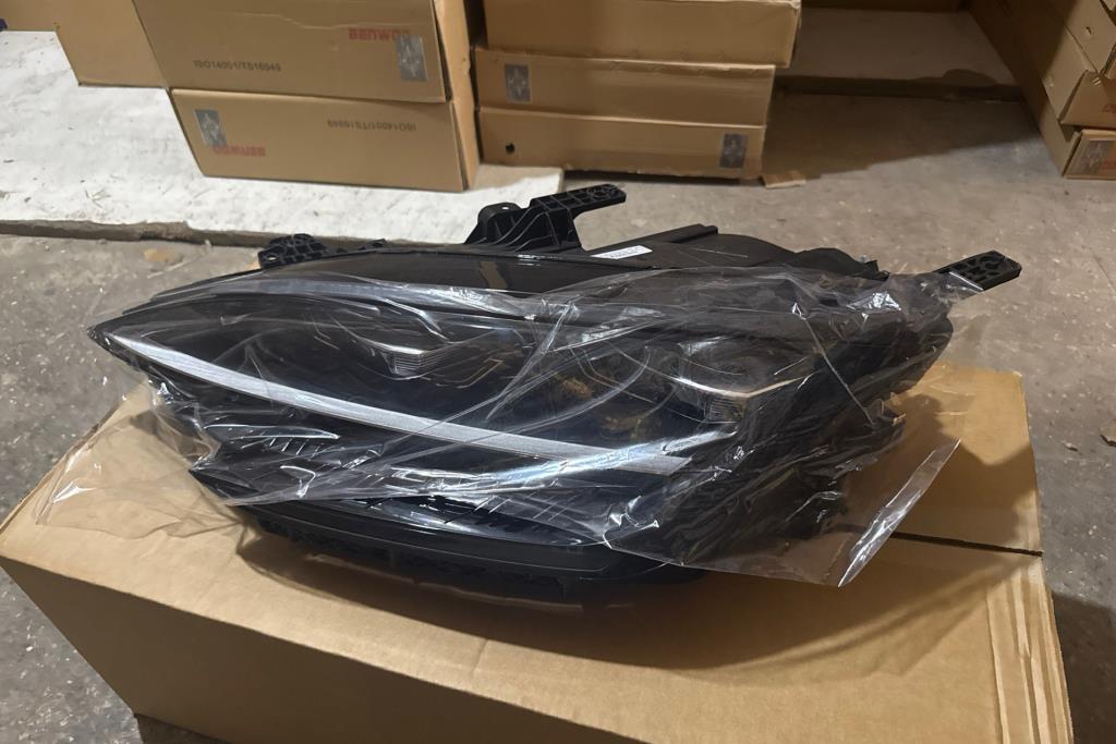 Lights Front light BYD Song Plus