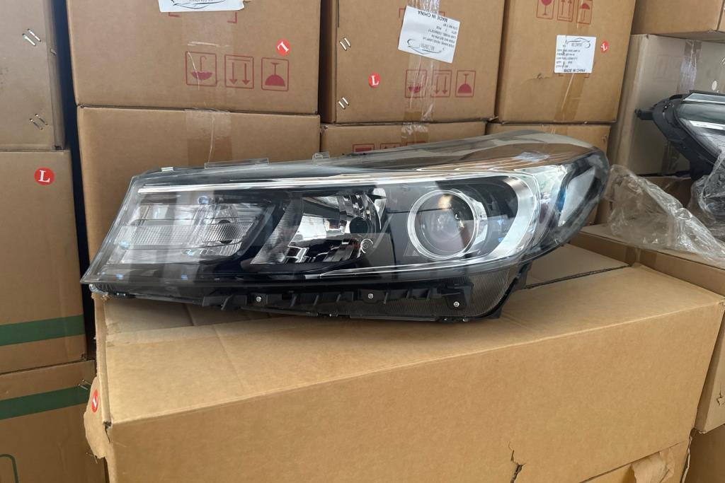Lights Front light KIA Cerato