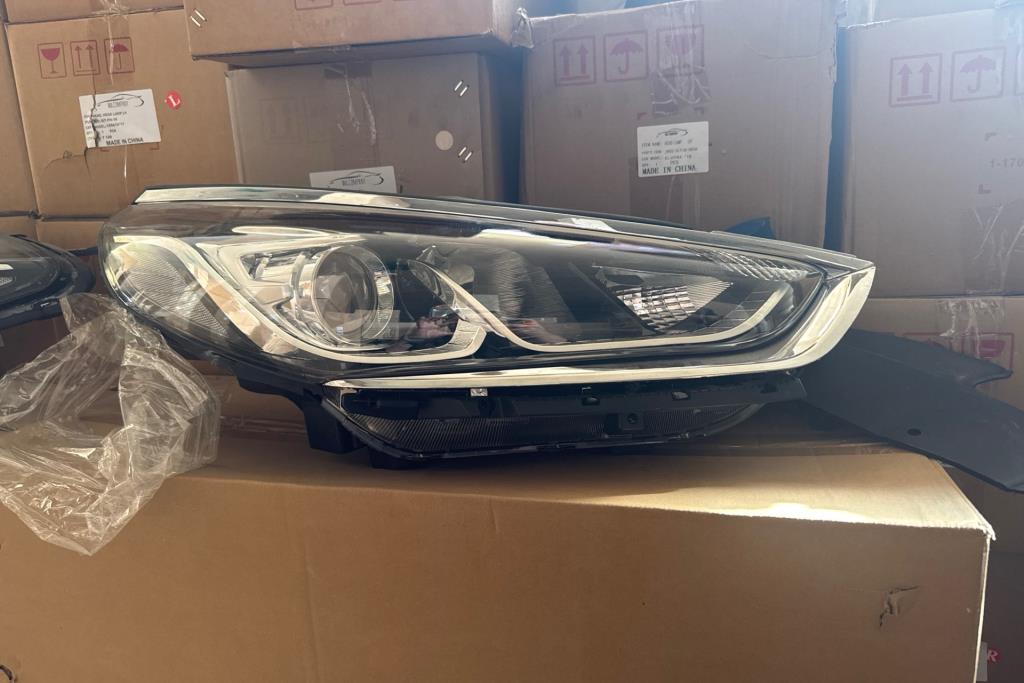 Lights Front light Hyundai Sonata