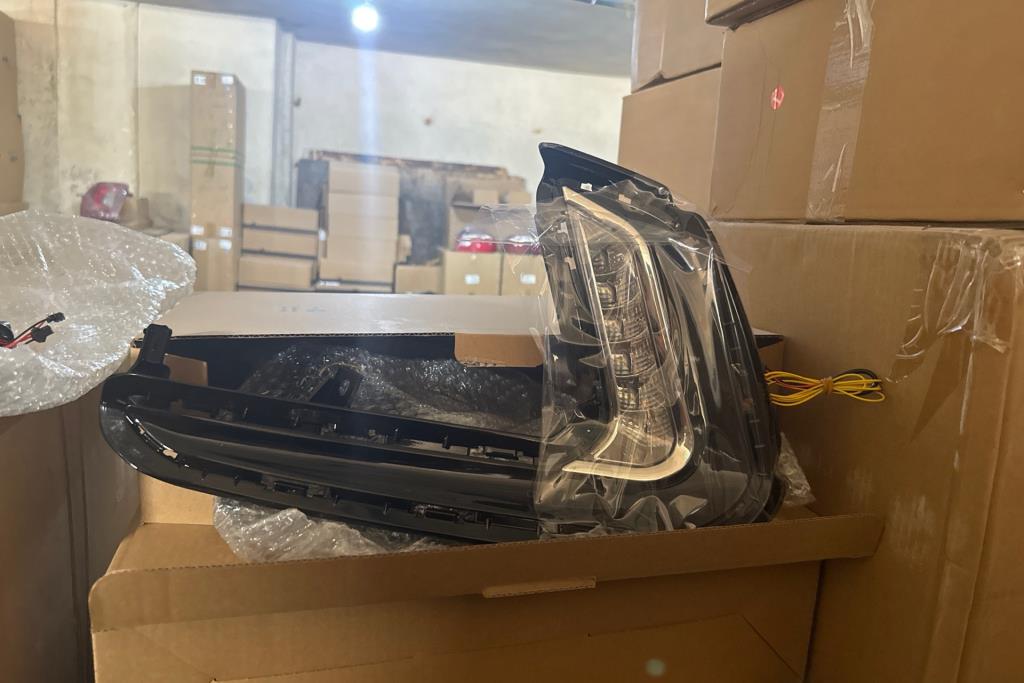 كشاف امامي هونداي النترا 2017 2018