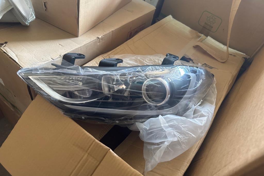 Lights Front light Hyundai Elantra