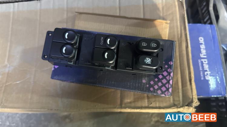 Cabin  Control buttons Hyundai Accent