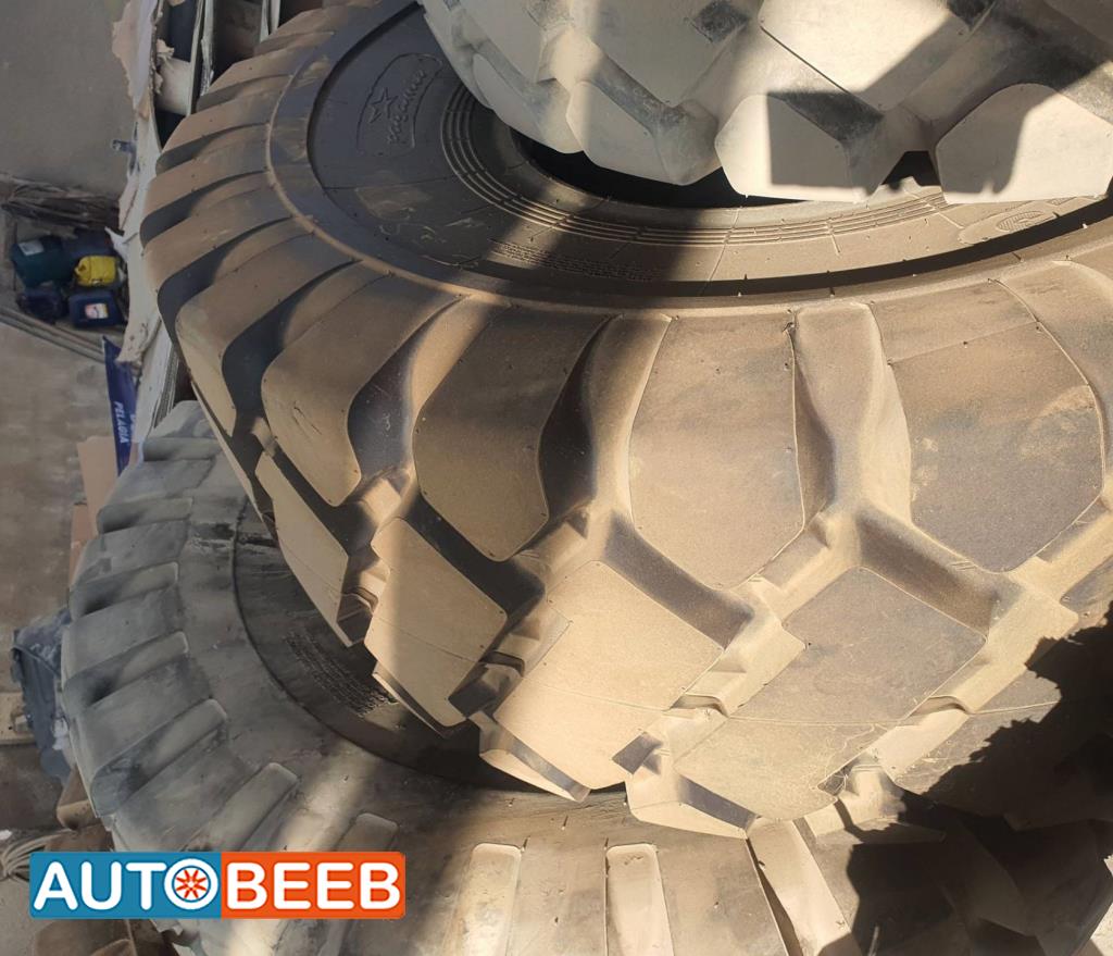  Tyers and Rims Komatsu 