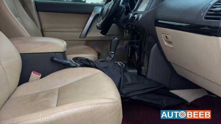 Toyota Prado 2018