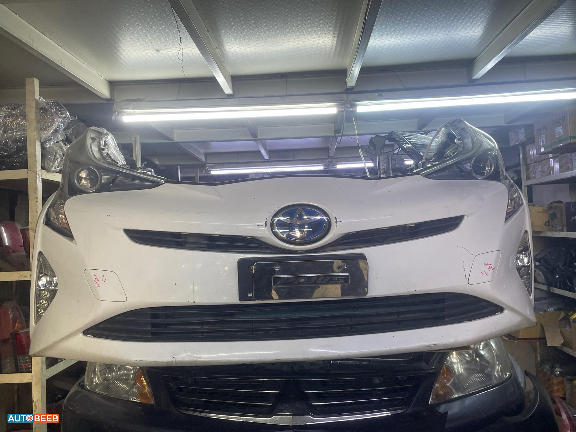 Body  Bumper Toyota Prius