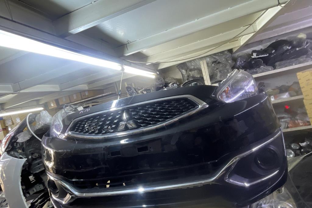 Body  Bumper Mitsubishi Mirage