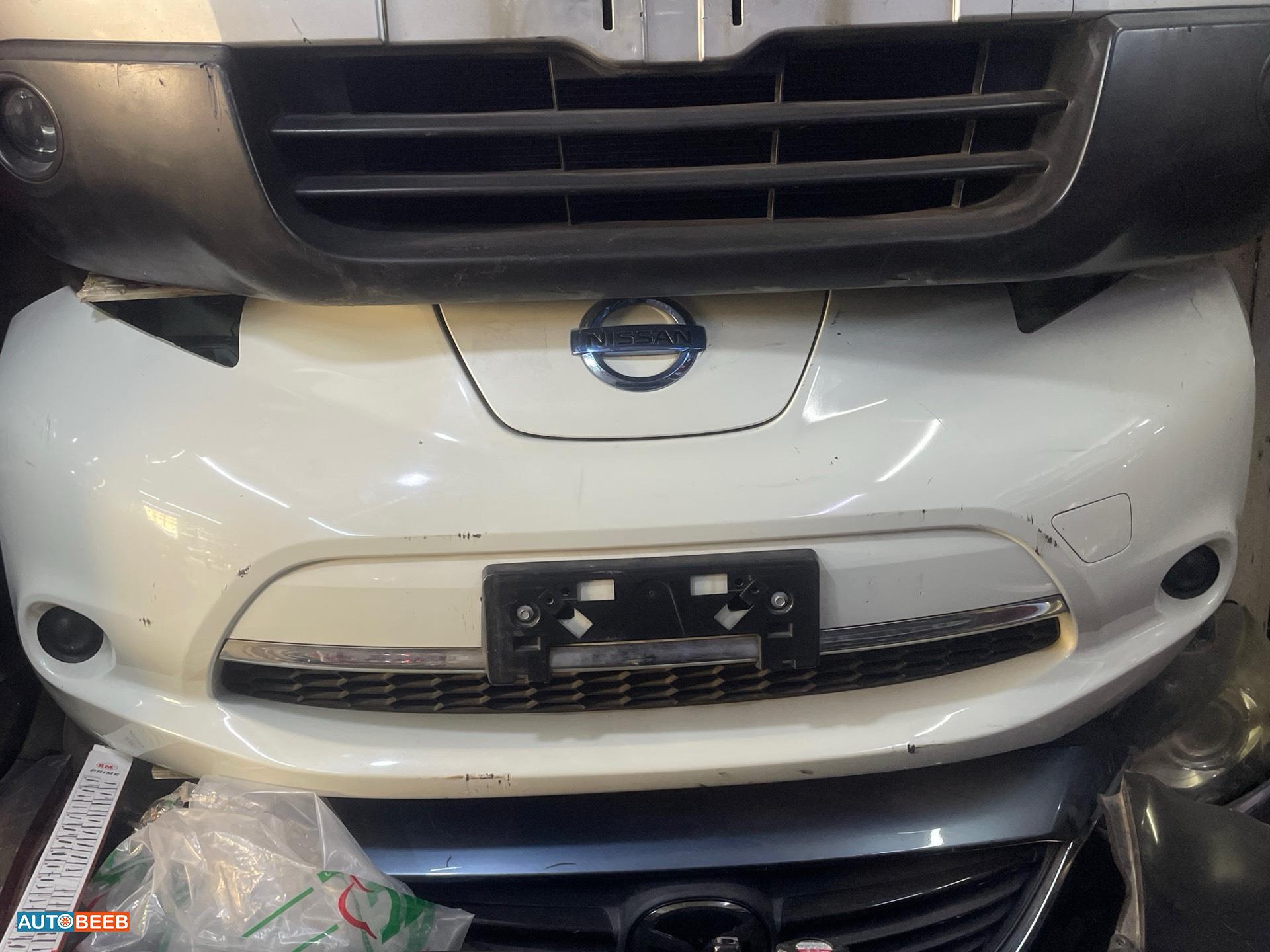 Body  Bumper Nissan Leaf