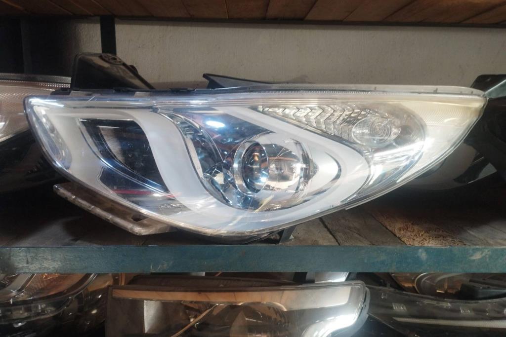 Lights Front light Hyundai Sonata