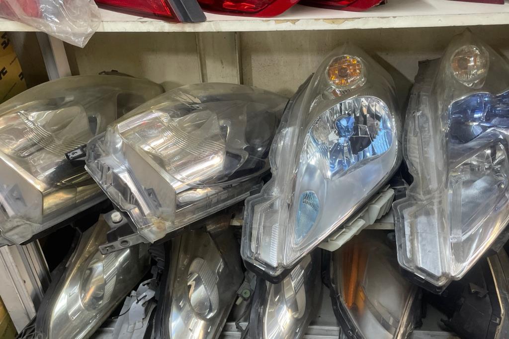 Lights Front light Nissan Leaf