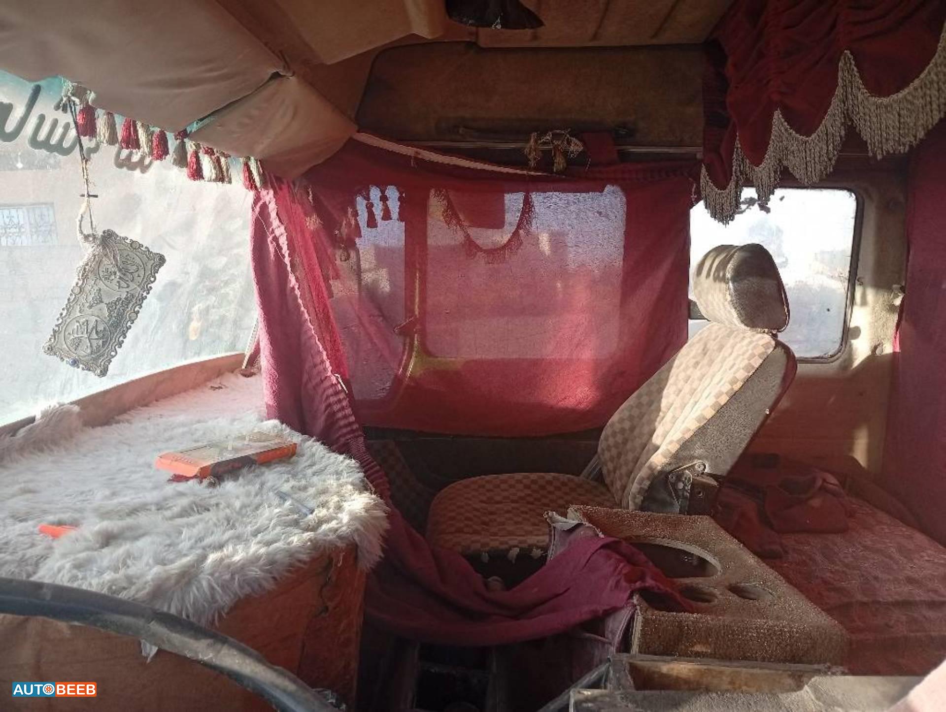 Tipper Mercedes Benz 1985