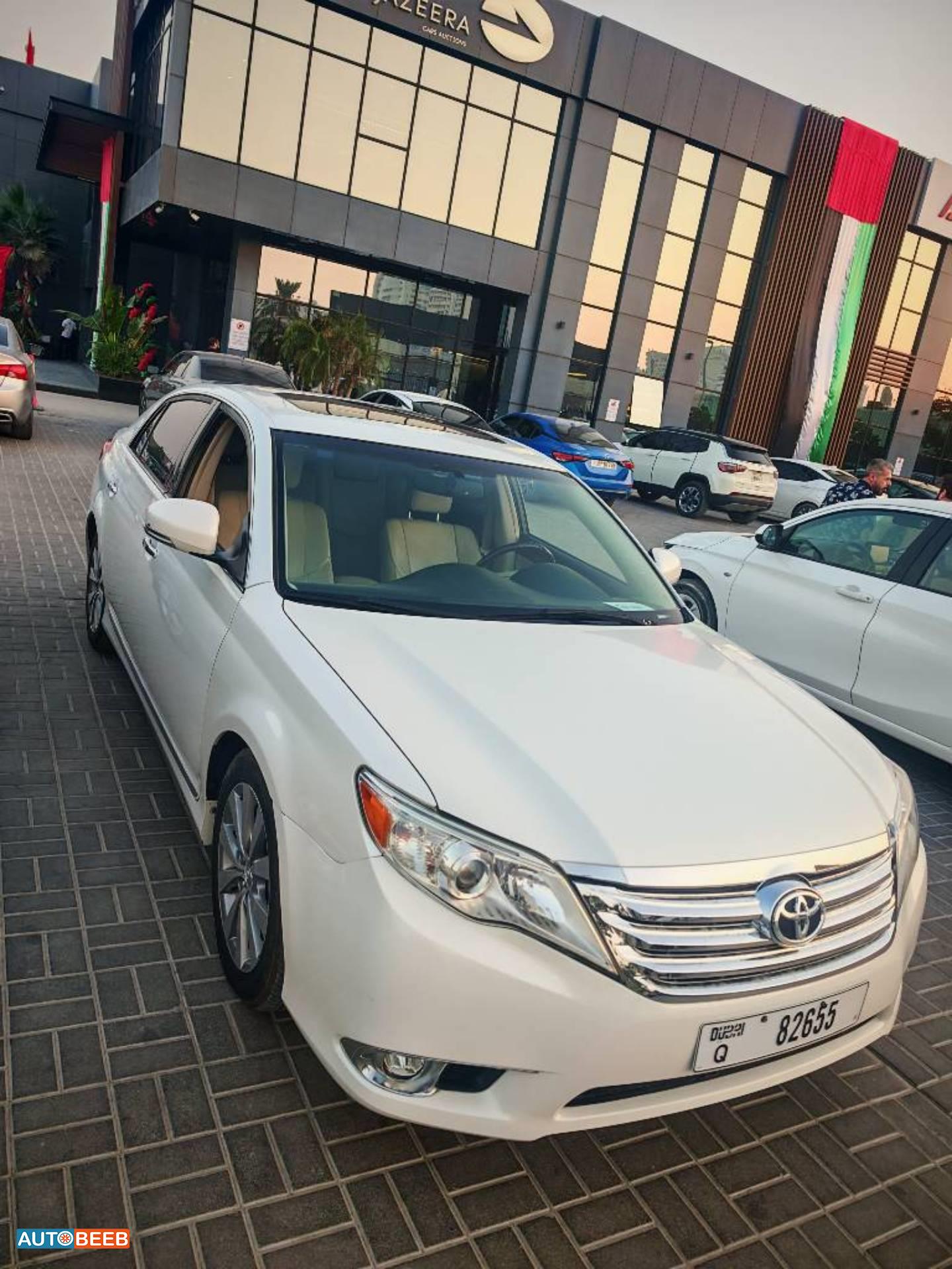 Toyota Avalon 2012