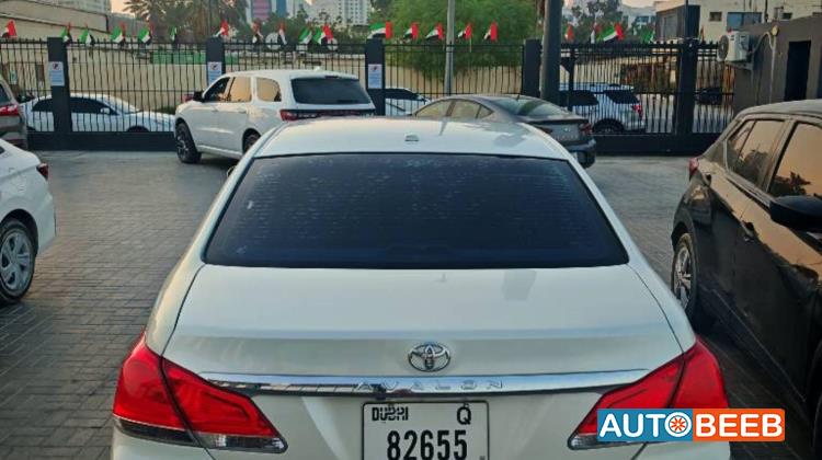 Toyota Avalon 2012