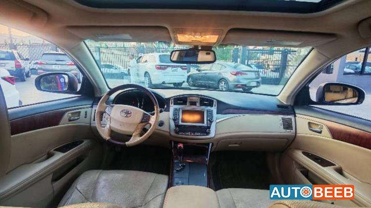 Toyota Avalon 2012