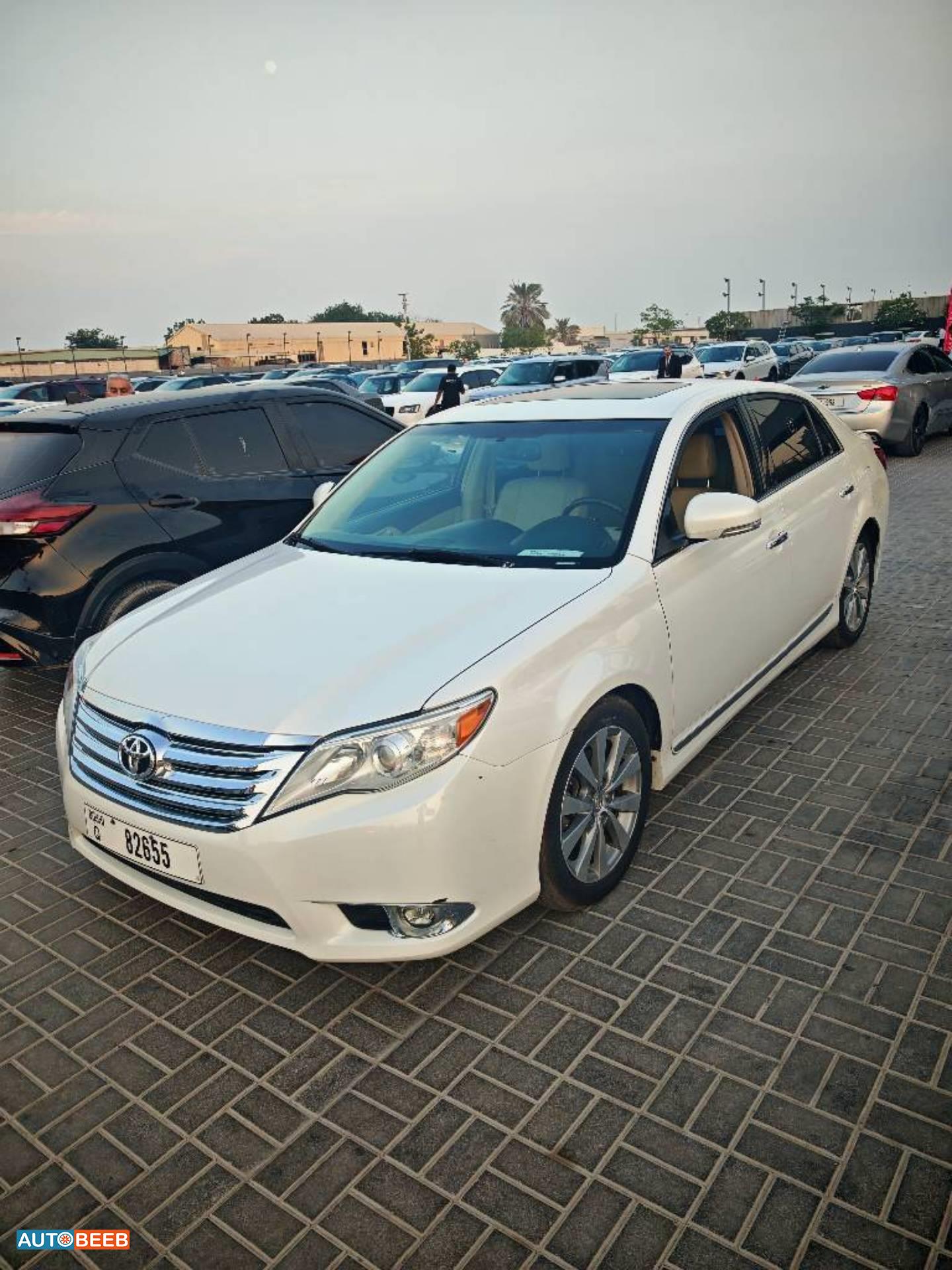 Toyota Avalon 2012