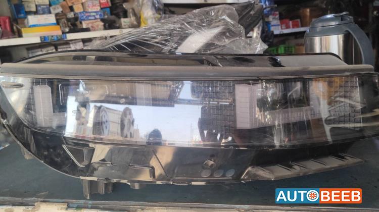 ضوء امامي يمين شمال هيونداي ايونيك 5 2023 2024