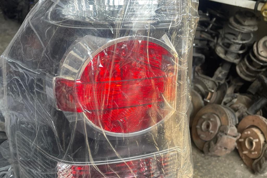 Lights Rear light Mitsubishi Pajero
