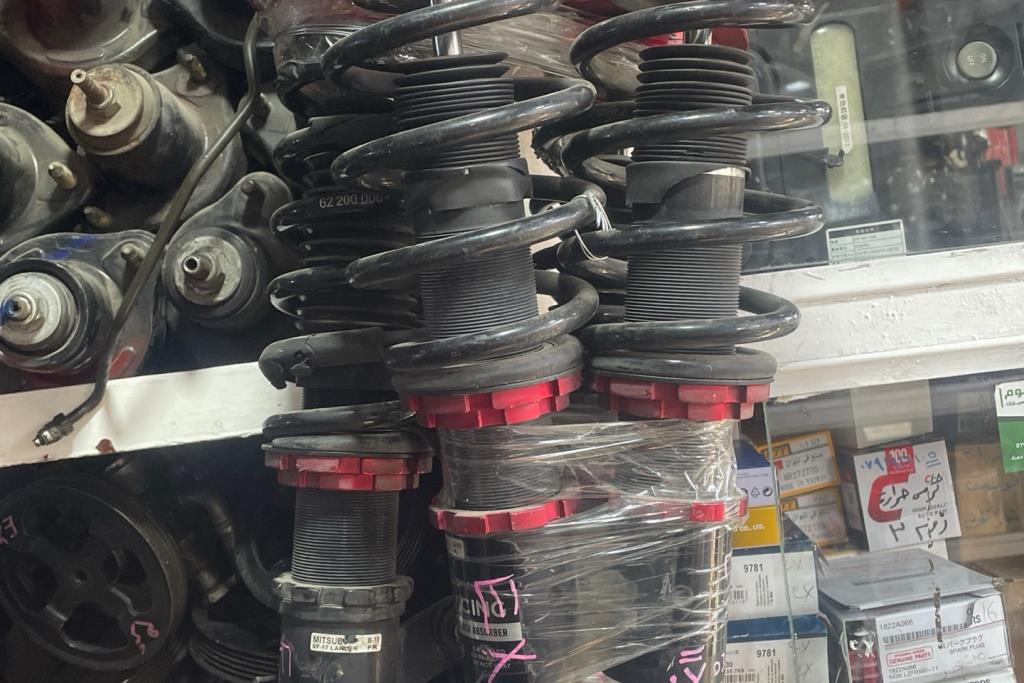  Shock Absorber Mitsubishi Lancer