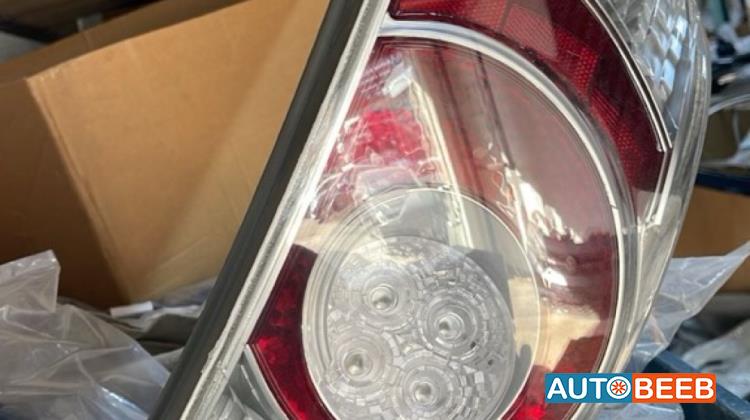 Lights Front light Toyota Prius C