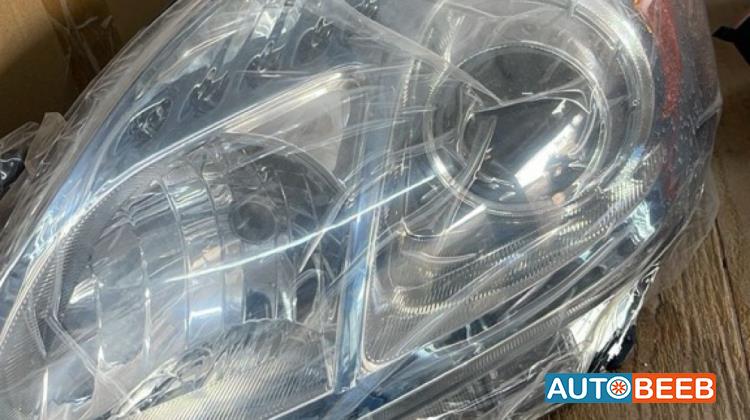 ضوء امامي يمين شمال تويوتا بريوس 2010 2011 2012